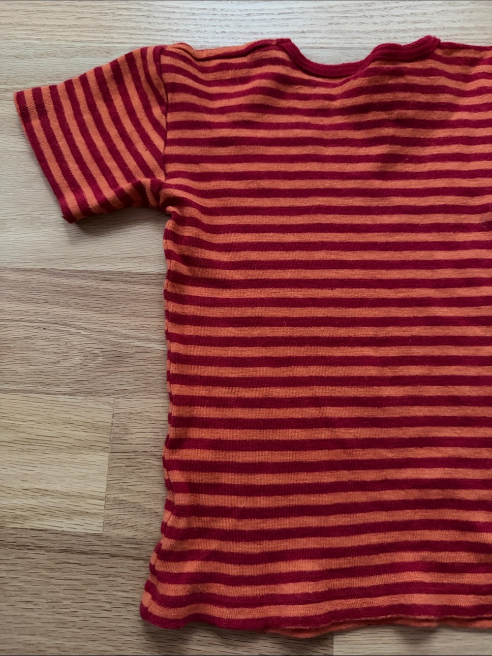 Engel German red/orange wool/silk crewneck cream short-sleeve top sz EUR 128 - Picture 8 of 9